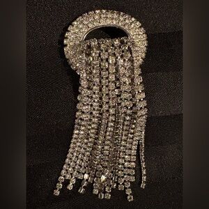 Dazzling Silver Crystal Tassel Brooch - Sparkling Fringe Accent